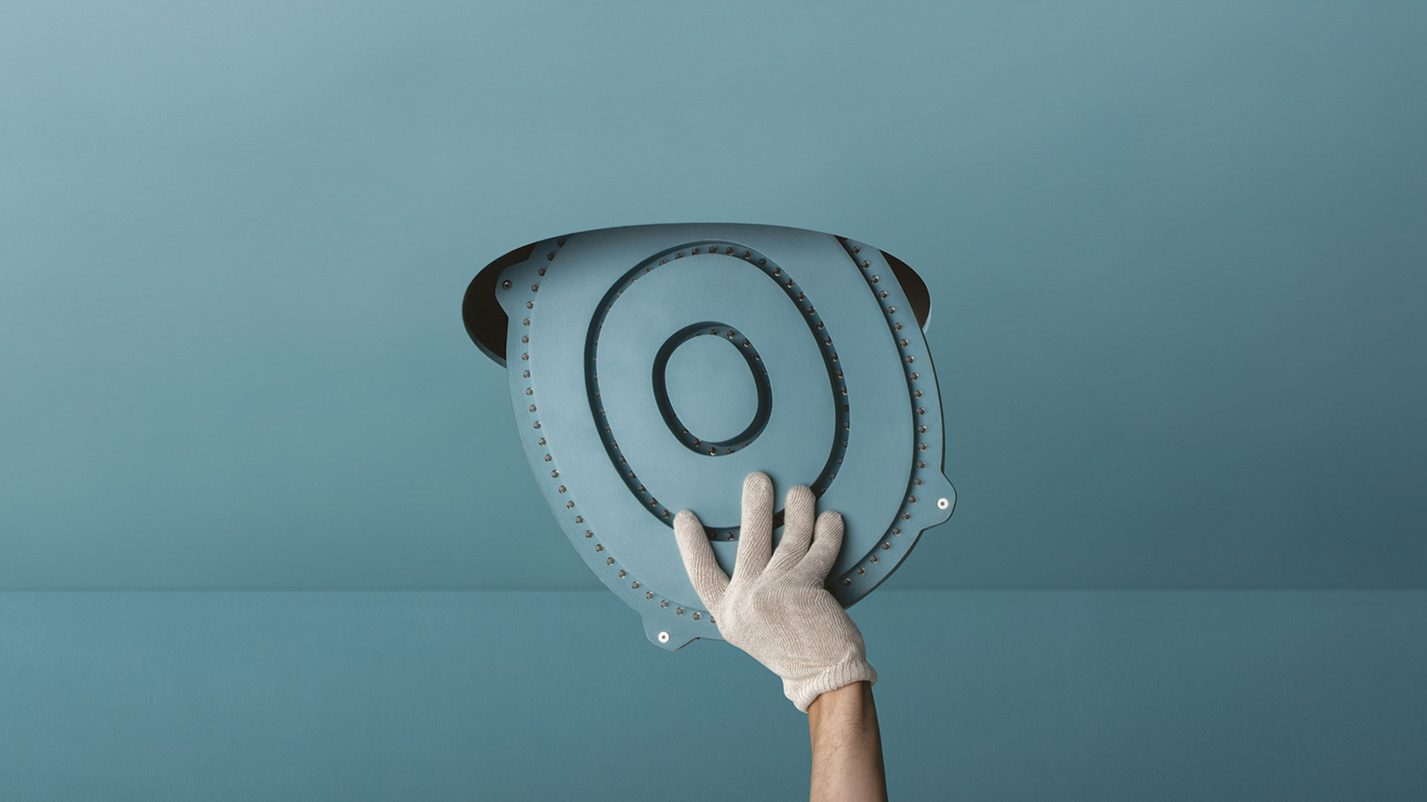 Groove: the inspectable and paintable shower
